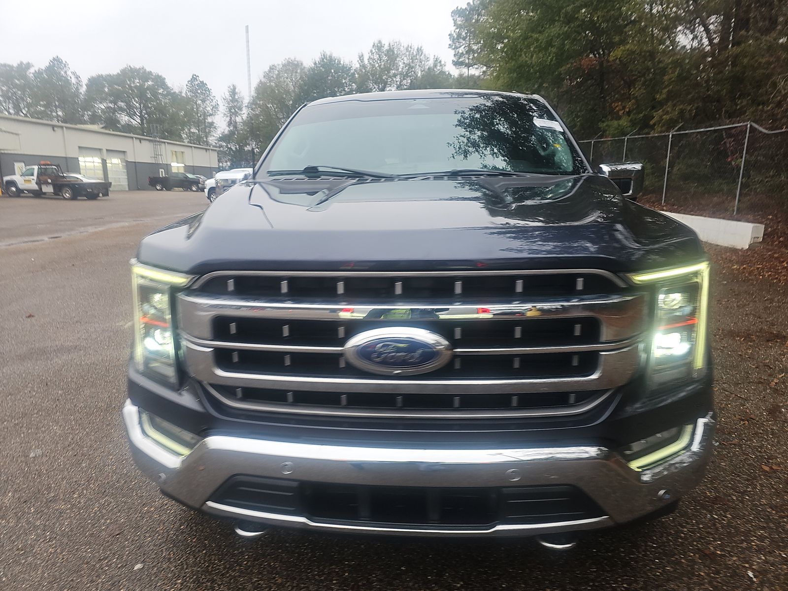 2022 Ford F-150 Hybrid Lariat AWD