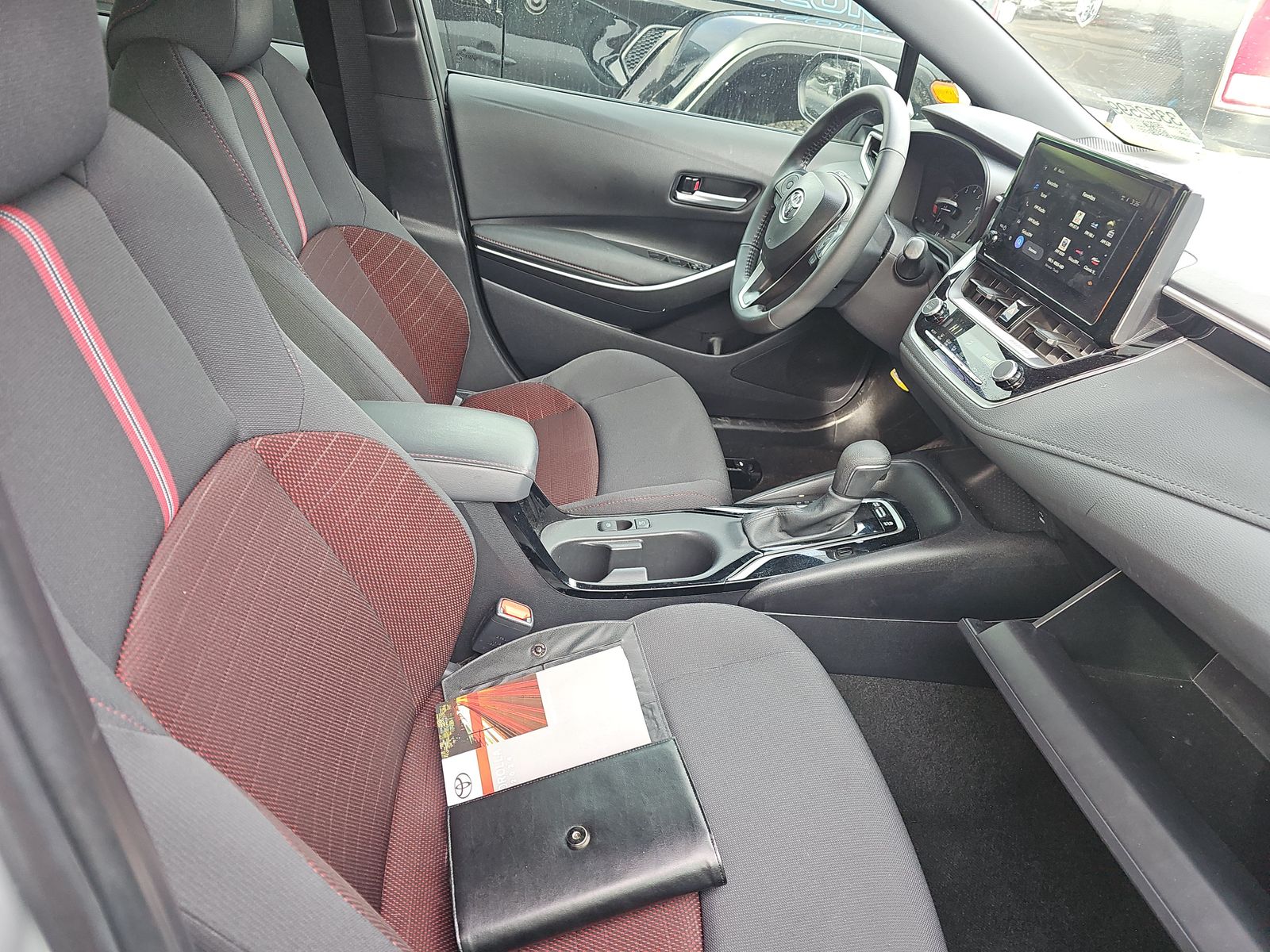 2024 Toyota Corolla SE FWD