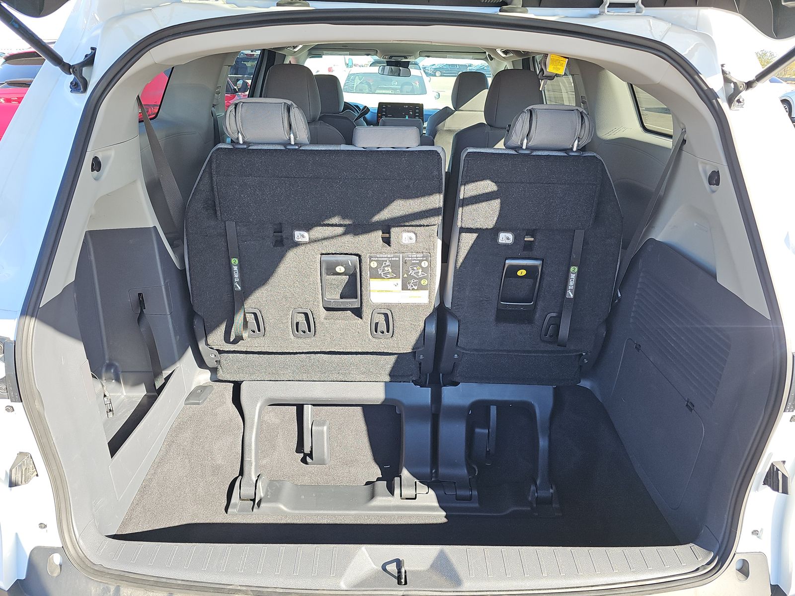 2024 Toyota Sienna LE AWD