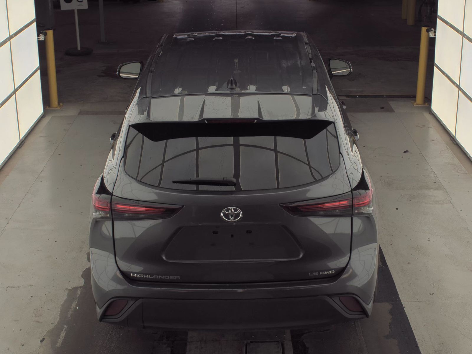 2024 Toyota Highlander LE AWD