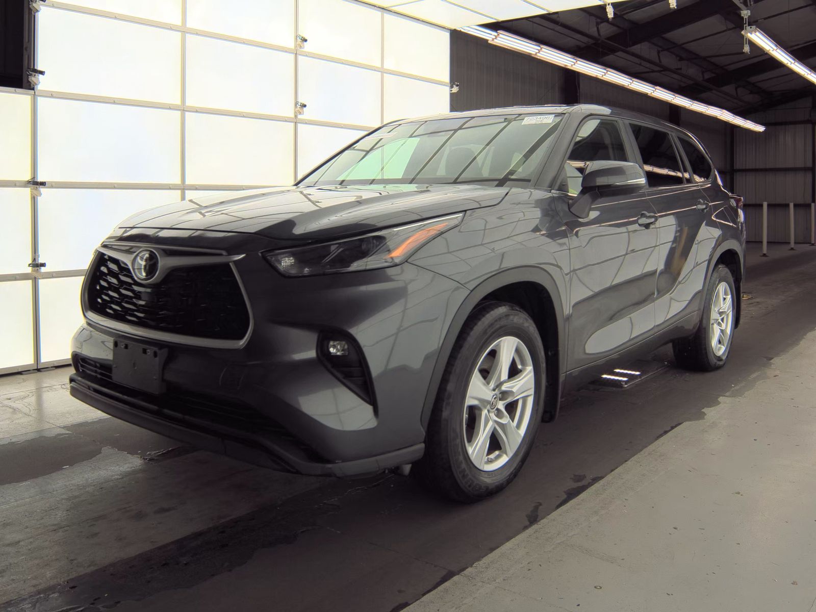 2024 Toyota Highlander LE AWD