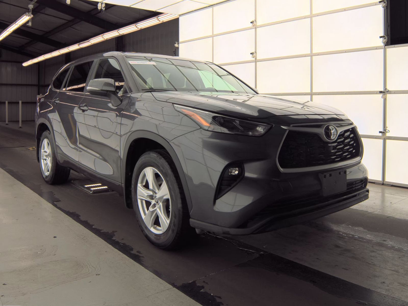 2024 Toyota Highlander LE AWD