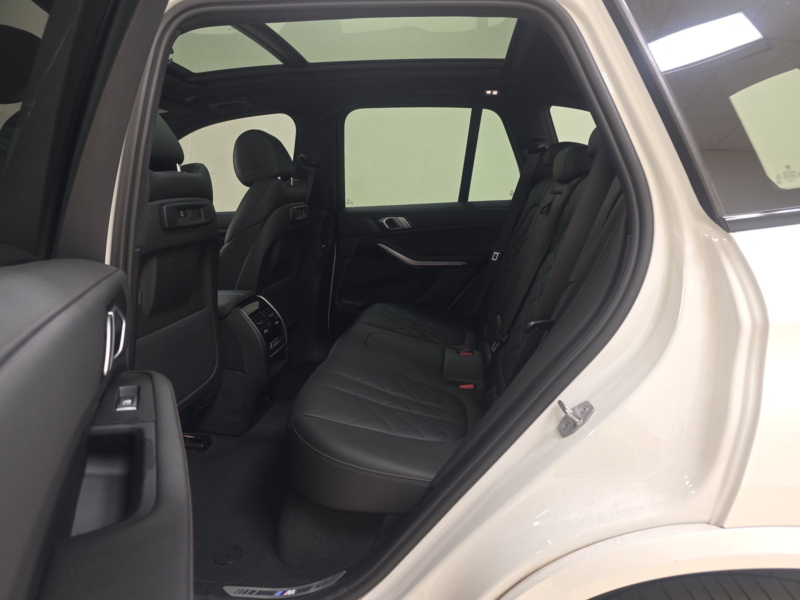 2023 BMW X5 xDrive40i AWD