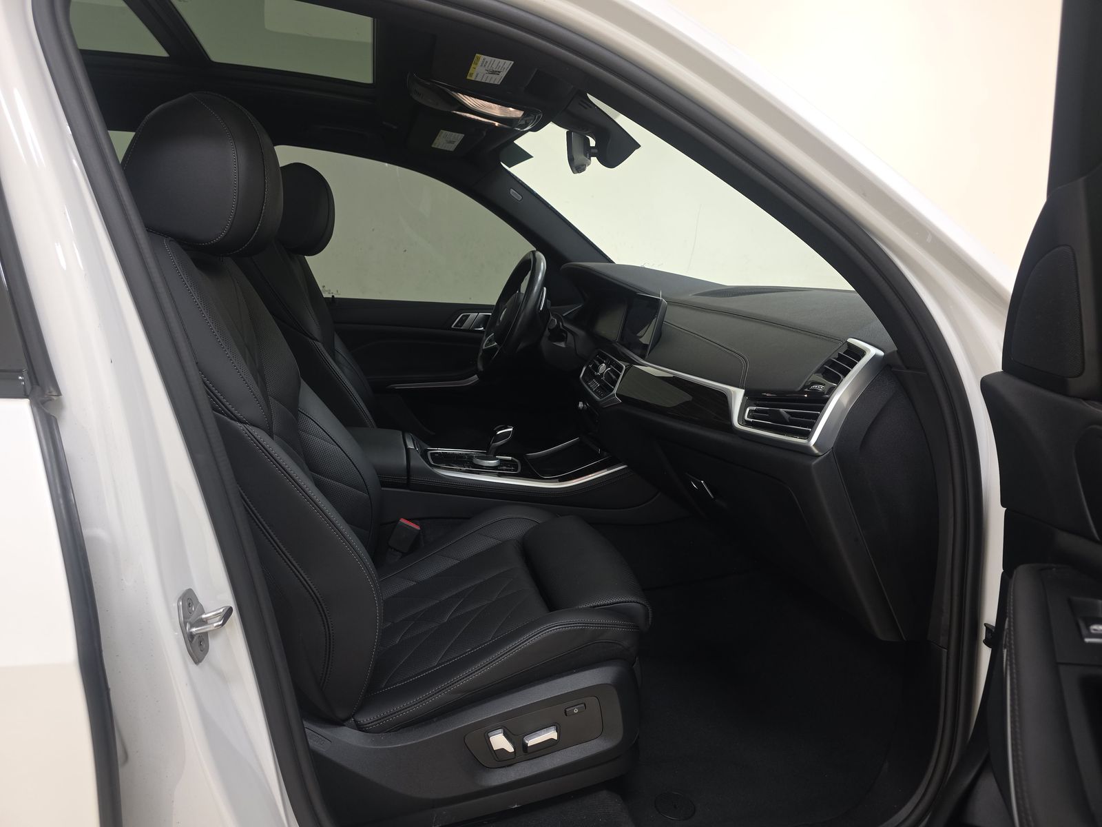 2023 BMW X5 xDrive40i AWD