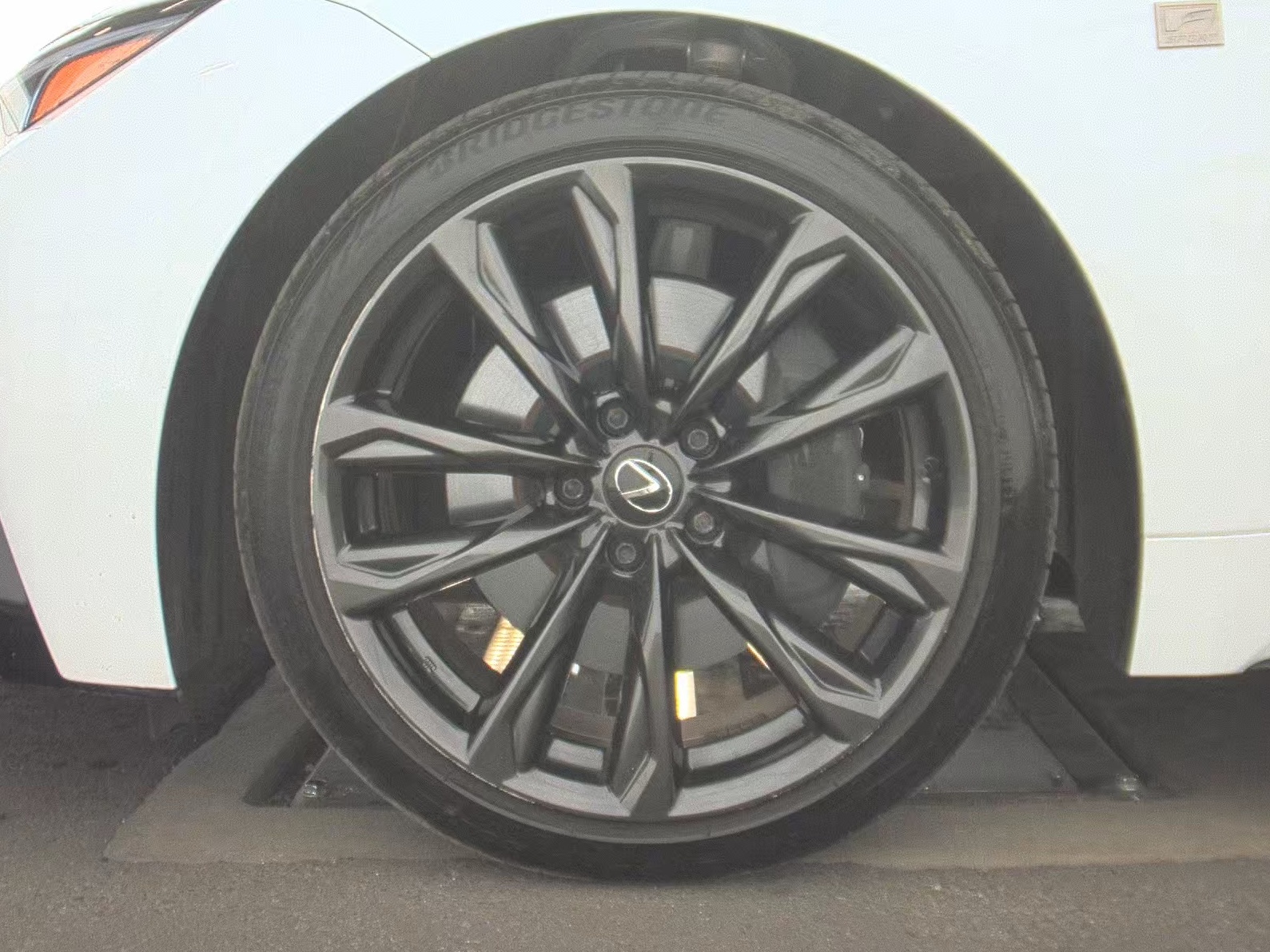 2024 Lexus IS IS 300 F SPORT Design RWD