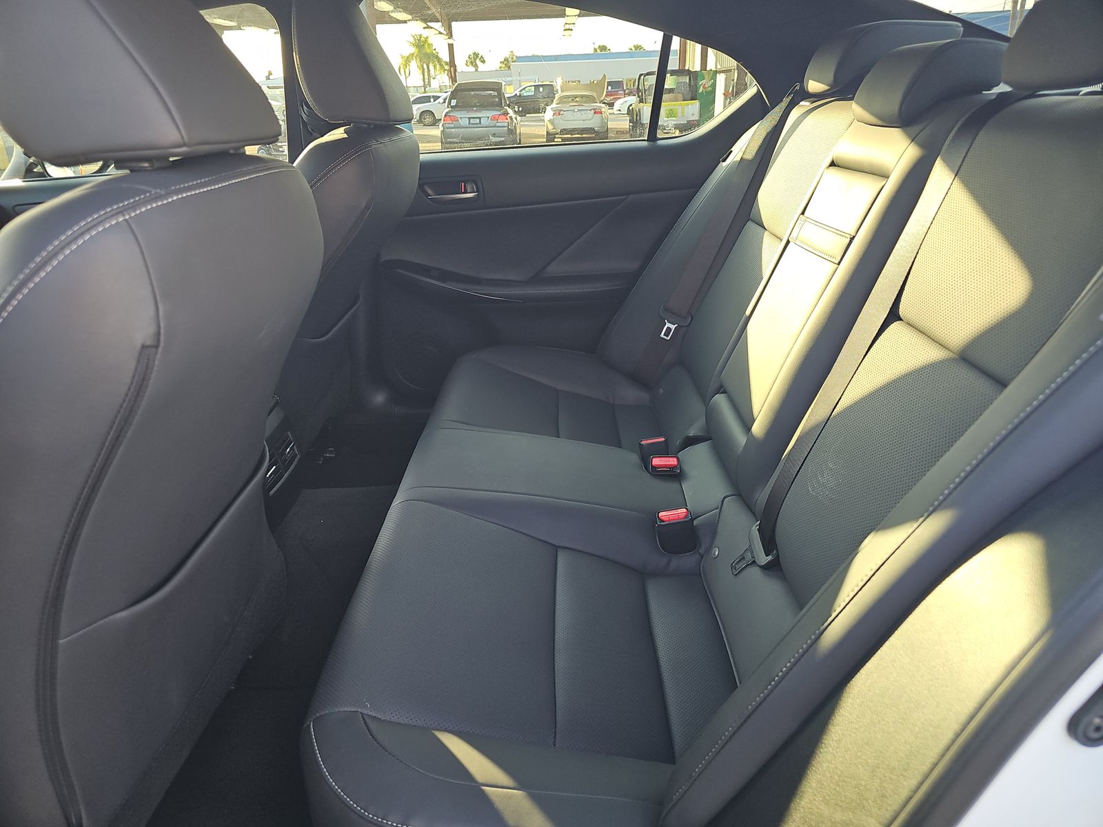 2024 Lexus IS IS 300 F SPORT Design RWD