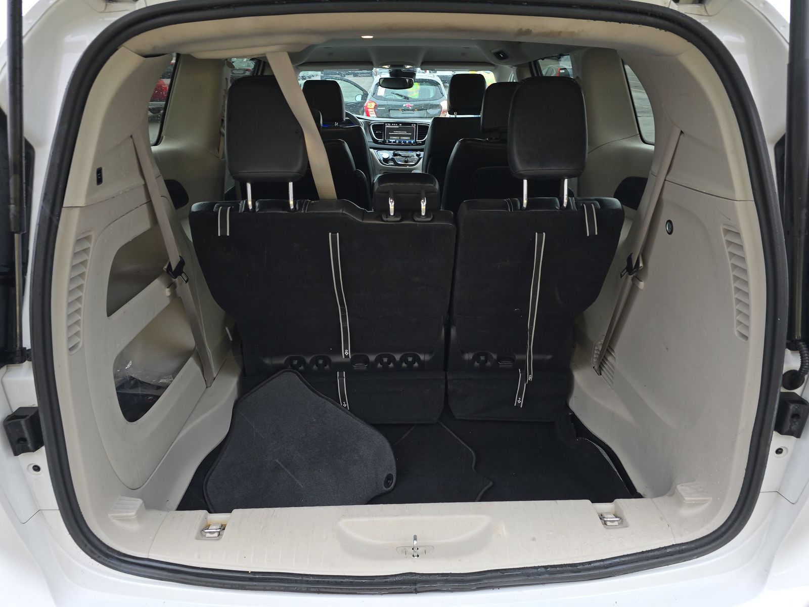 2024 Chrysler Pacifica Touring L FWD