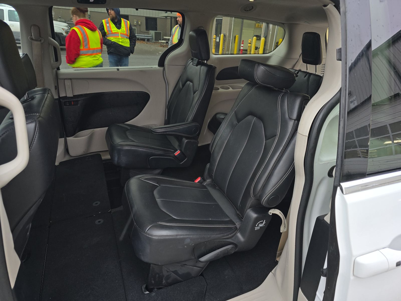 2024 Chrysler Pacifica Touring L FWD