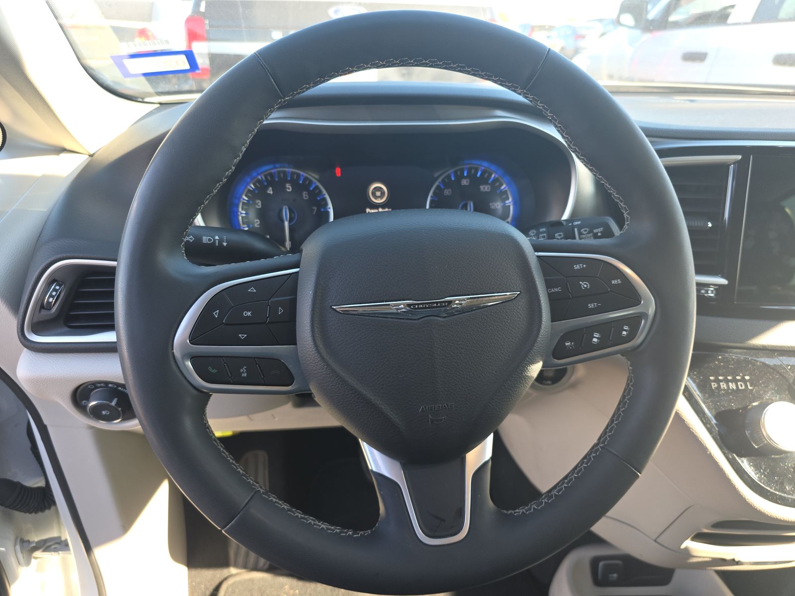 2024 Chrysler Pacifica Touring L FWD