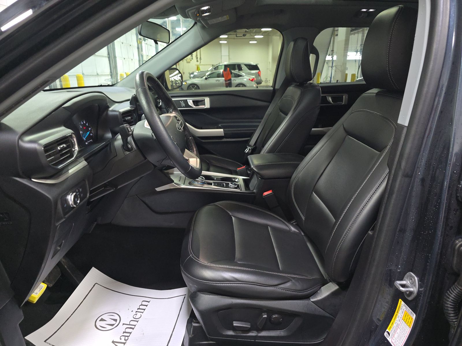 2022 Ford Explorer XLT AWD