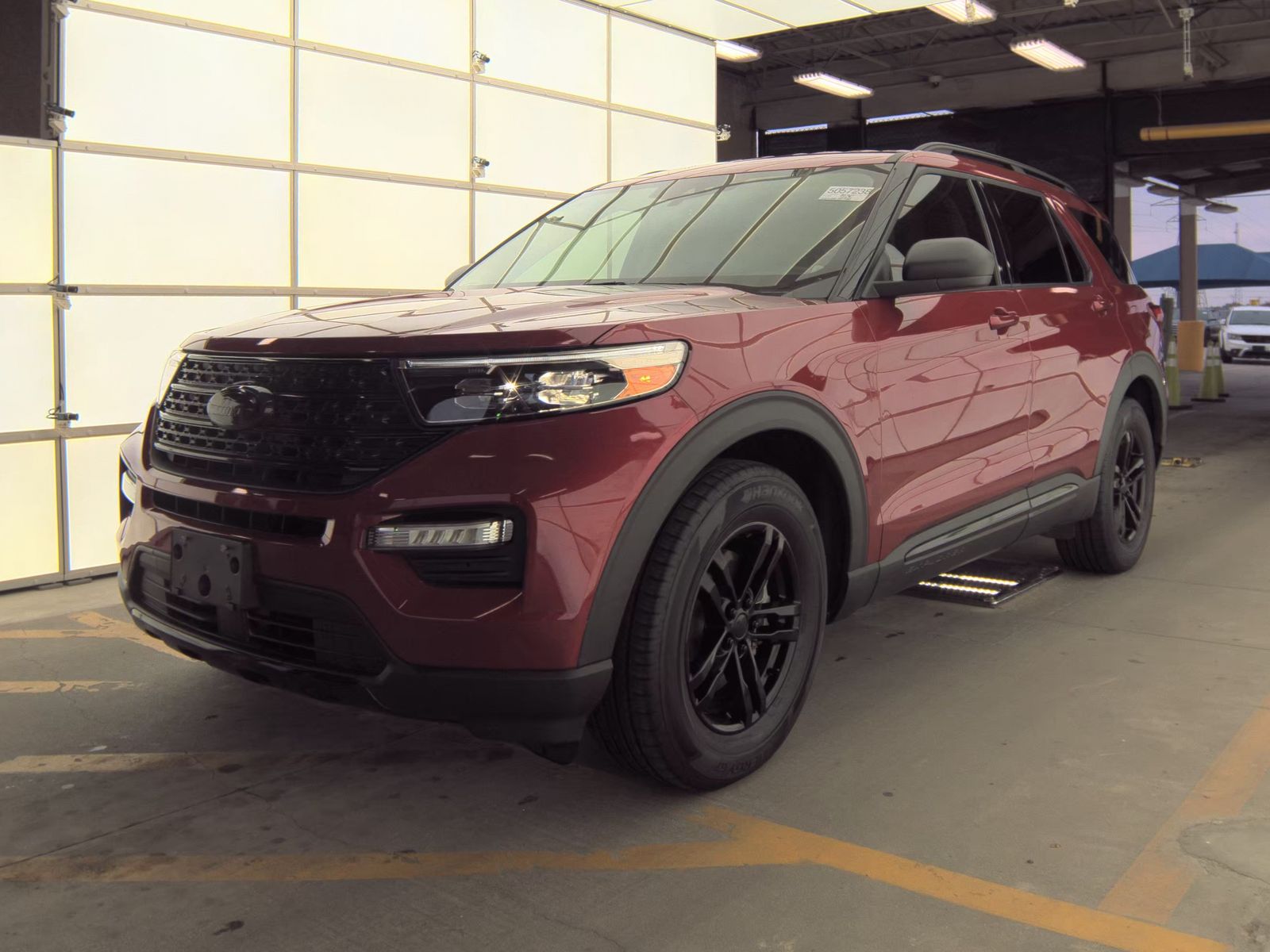 2024 Ford Explorer XLT RWD