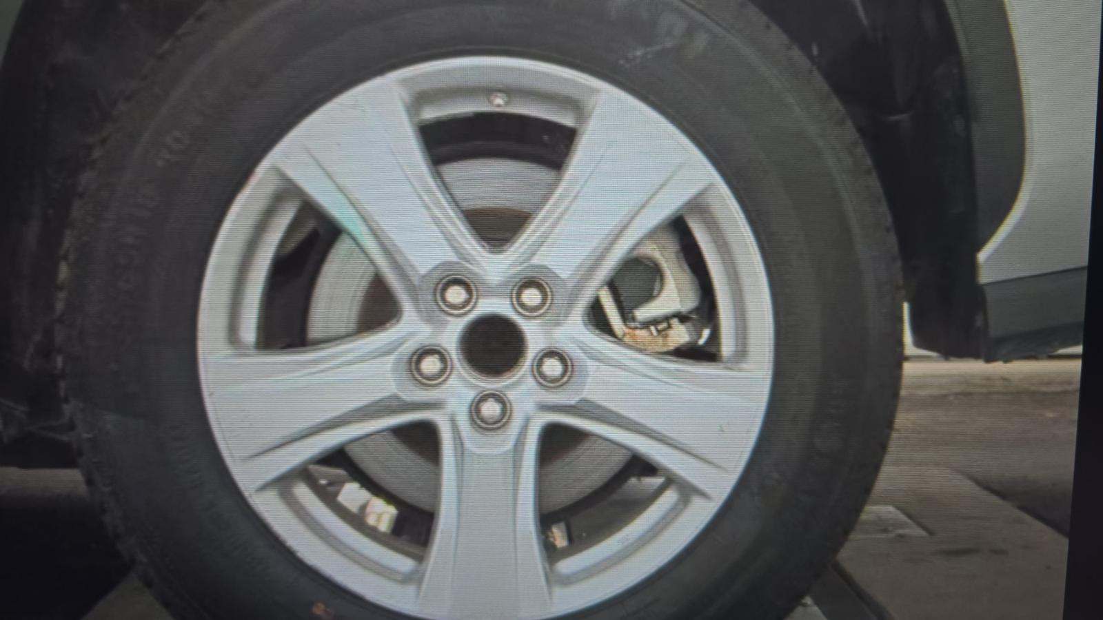 2023 Toyota Highlander LE FWD