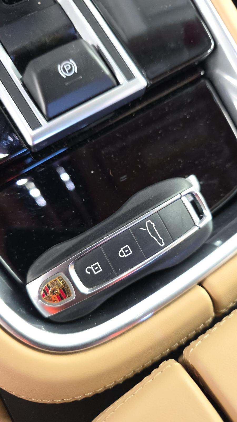 2023 Porsche Panamera GTS AWD