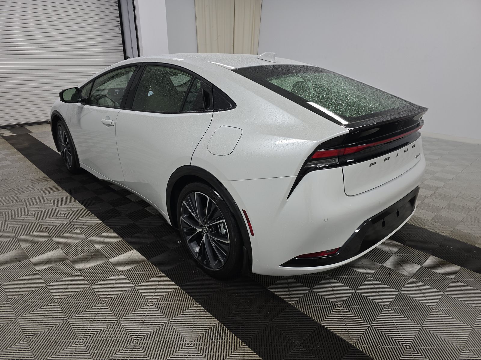 2024 Toyota Prius XLE FWD