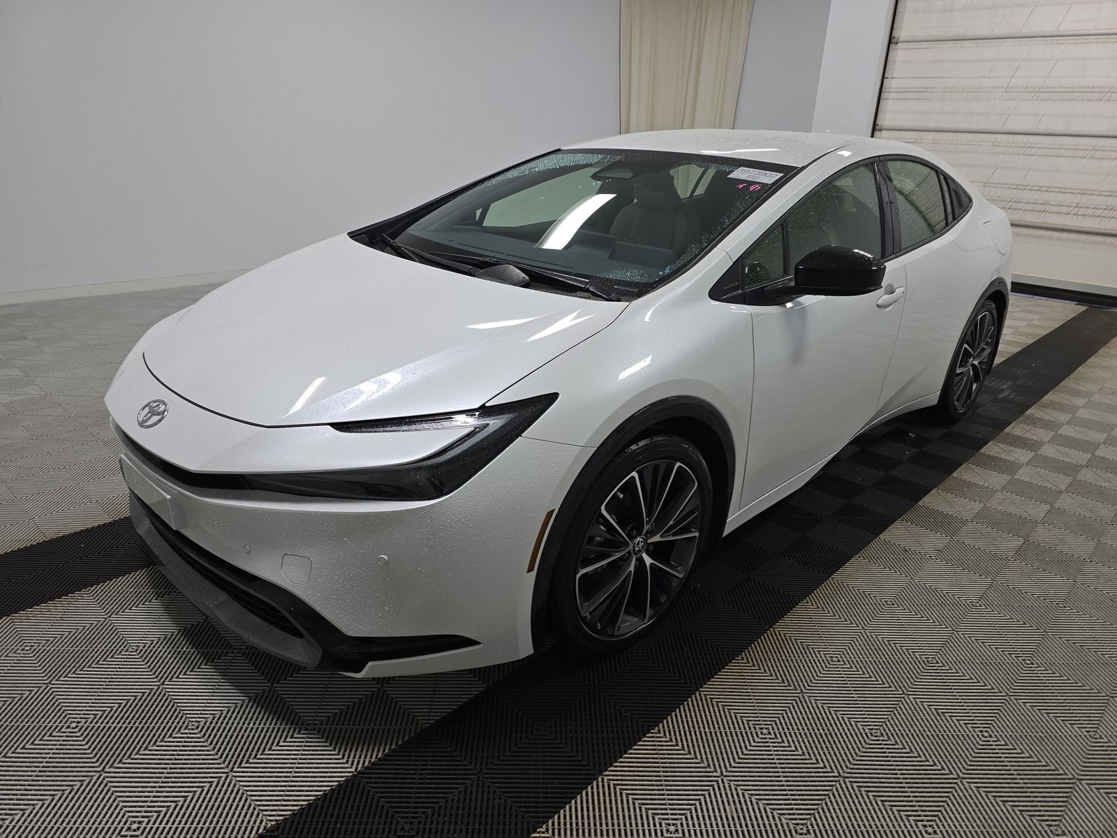 2024 Toyota Prius XLE FWD