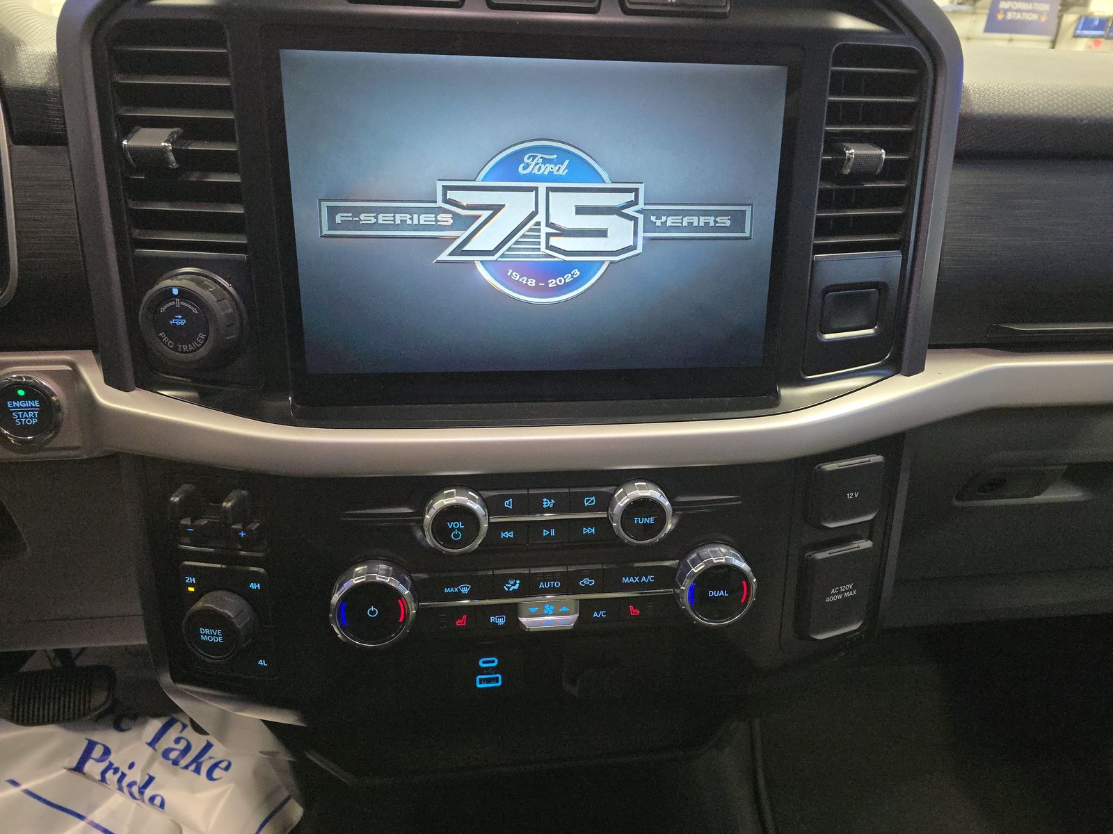 2023 Ford F-150 XLT AWD