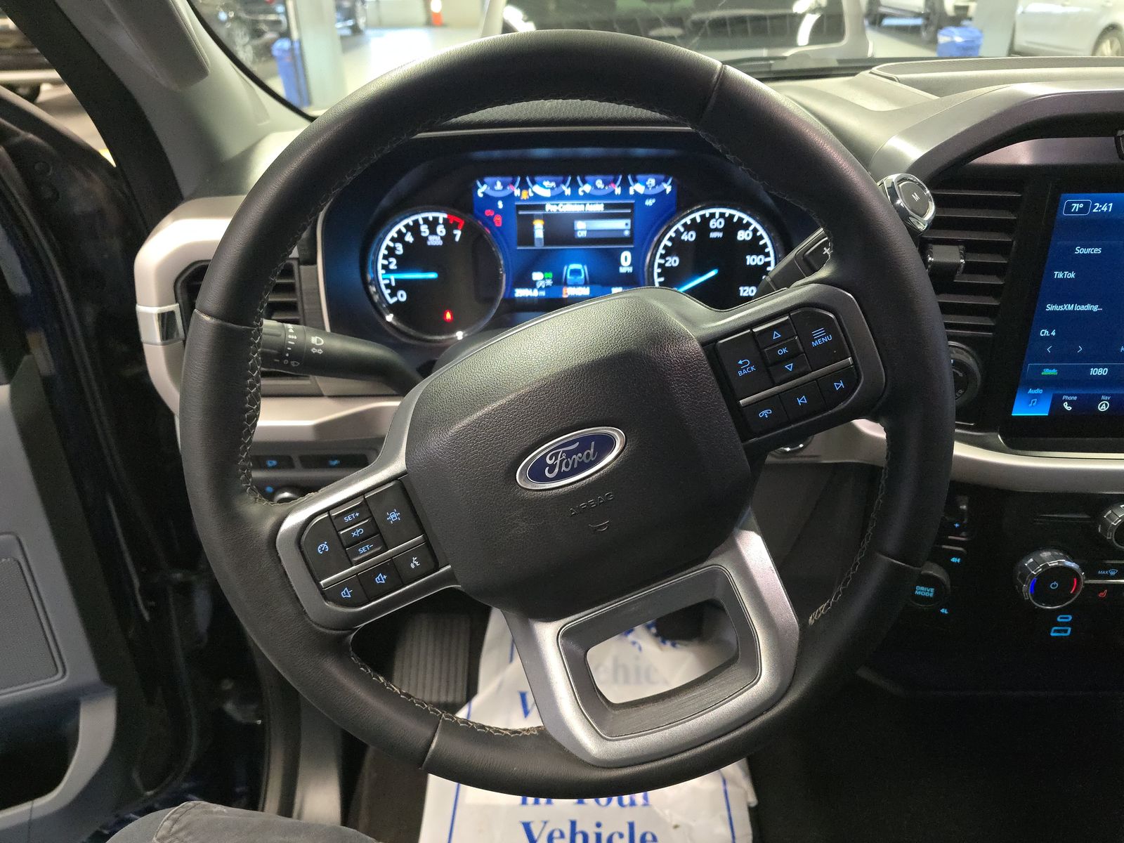 2023 Ford F-150 XLT AWD