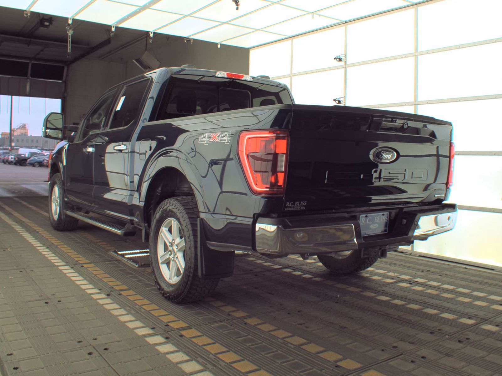 2023 Ford F-150 XLT AWD