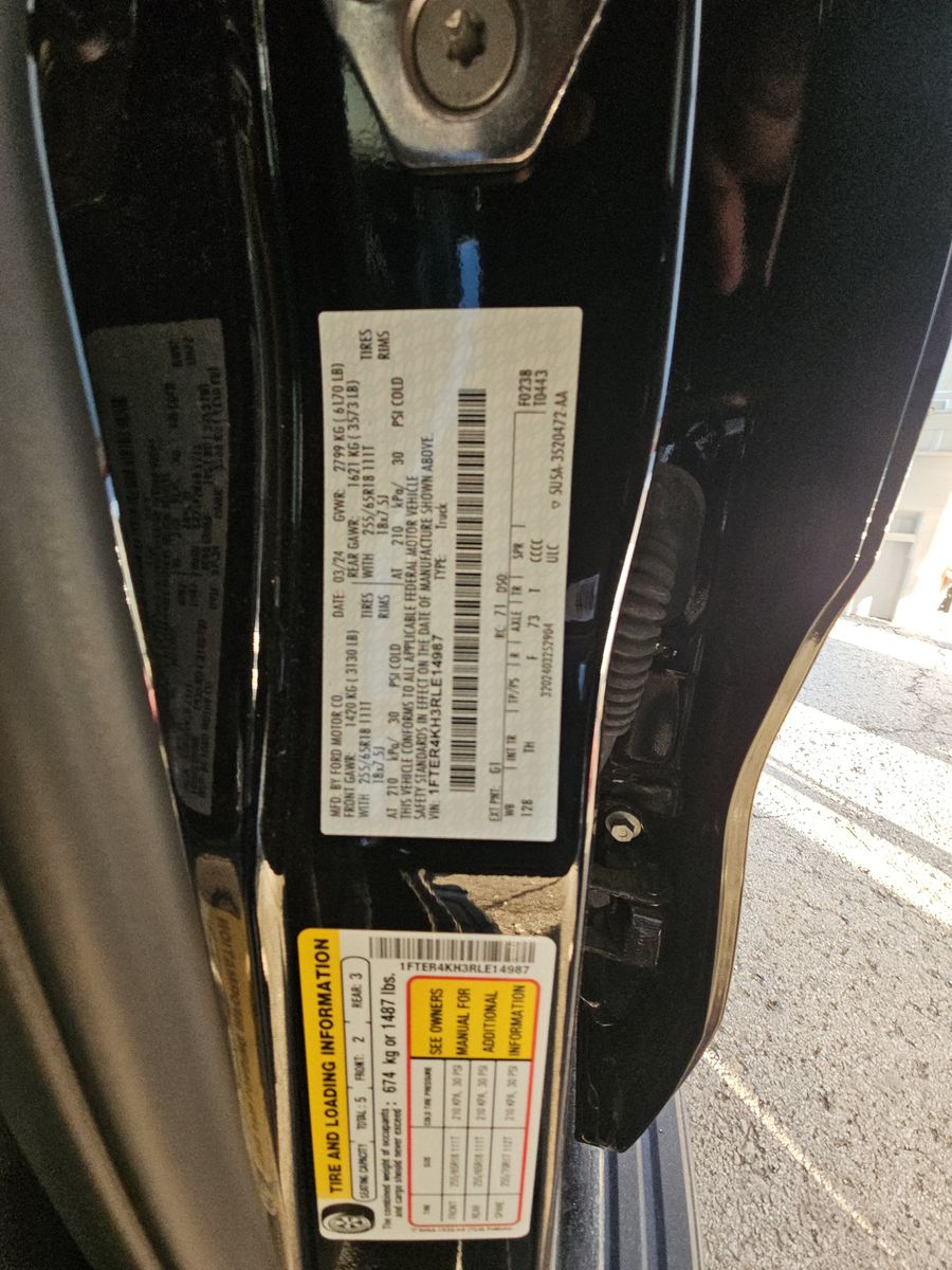 2024 Ford Ranger LARIAT AWD