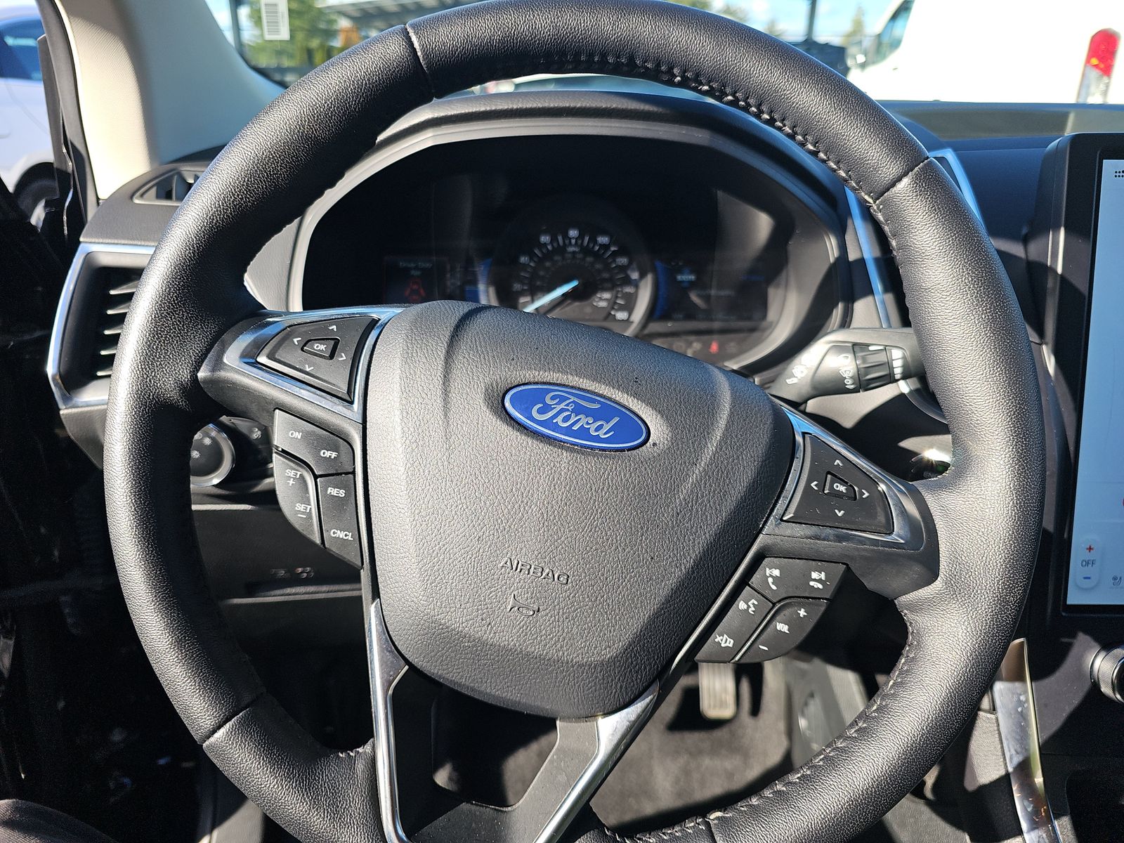 2024 Ford Edge Titanium AWD