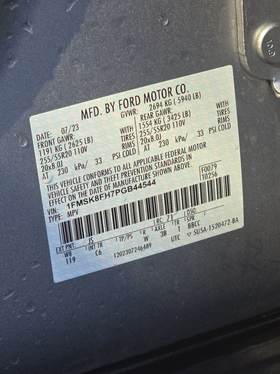 2023 Ford Explorer Limited AWD