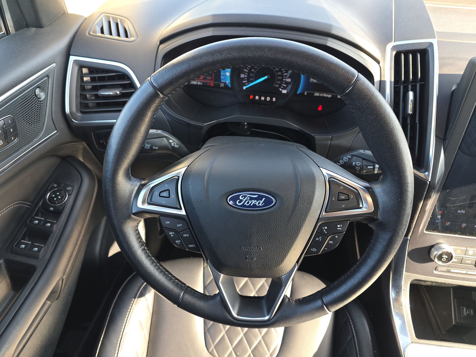 2024 Ford Edge Titanium AWD