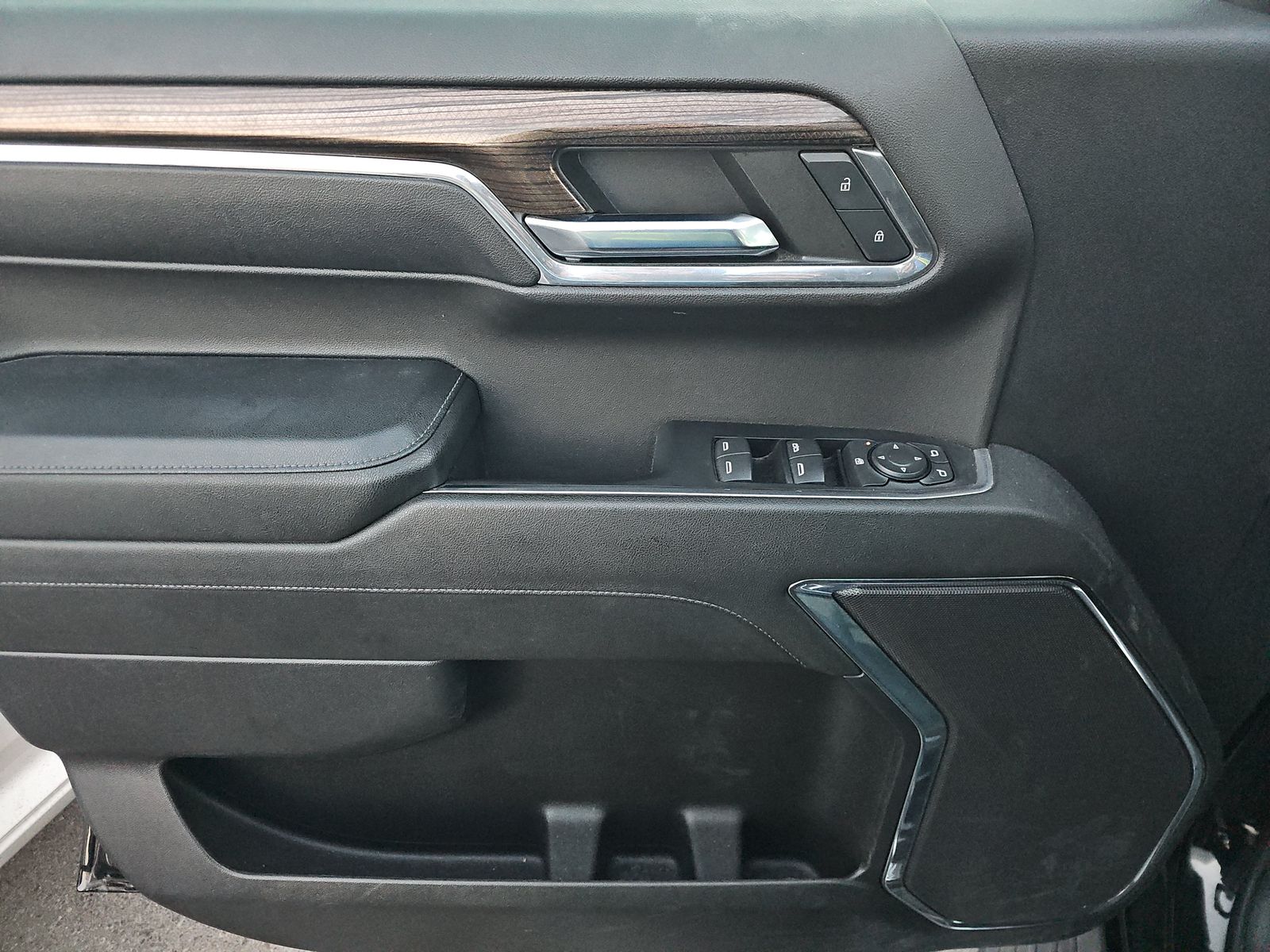 2024 Chevrolet Silverado 1500 LT AWD