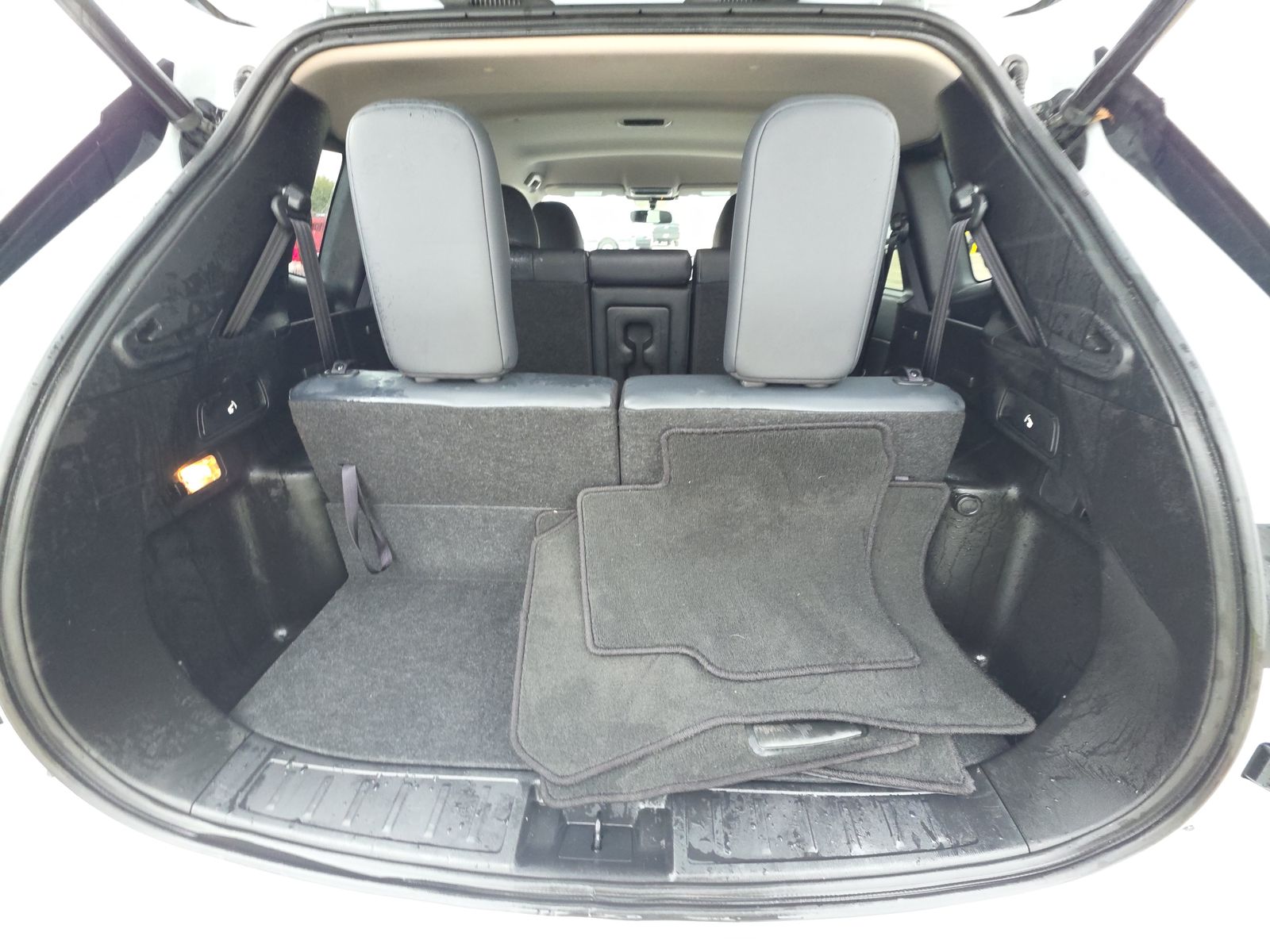 2024 Mitsubishi Outlander SE Black Edition FWD