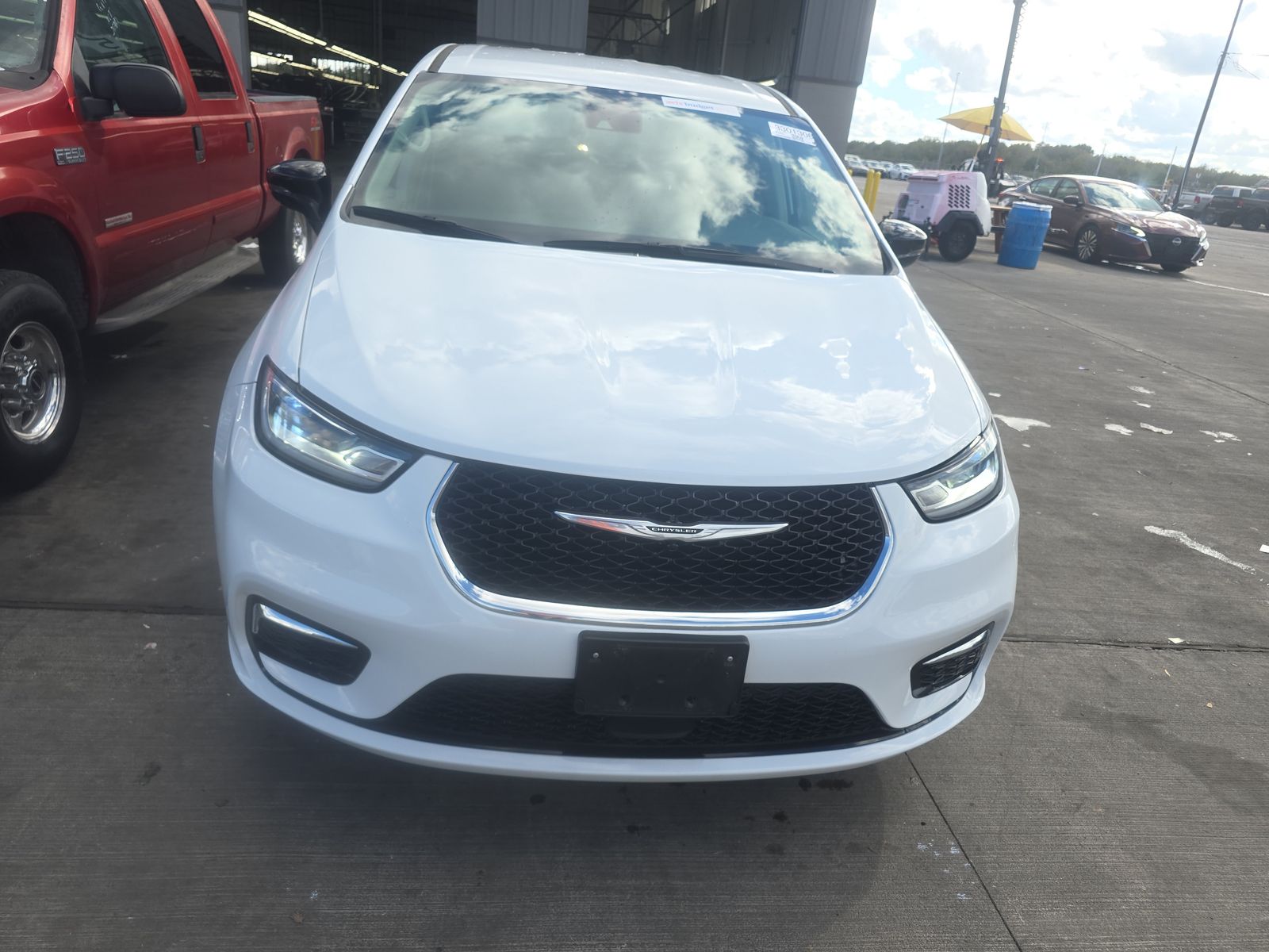 2024 Chrysler Pacifica Touring L FWD