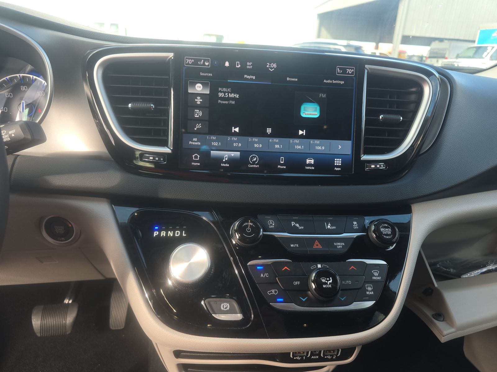 2024 Chrysler Pacifica Touring L FWD