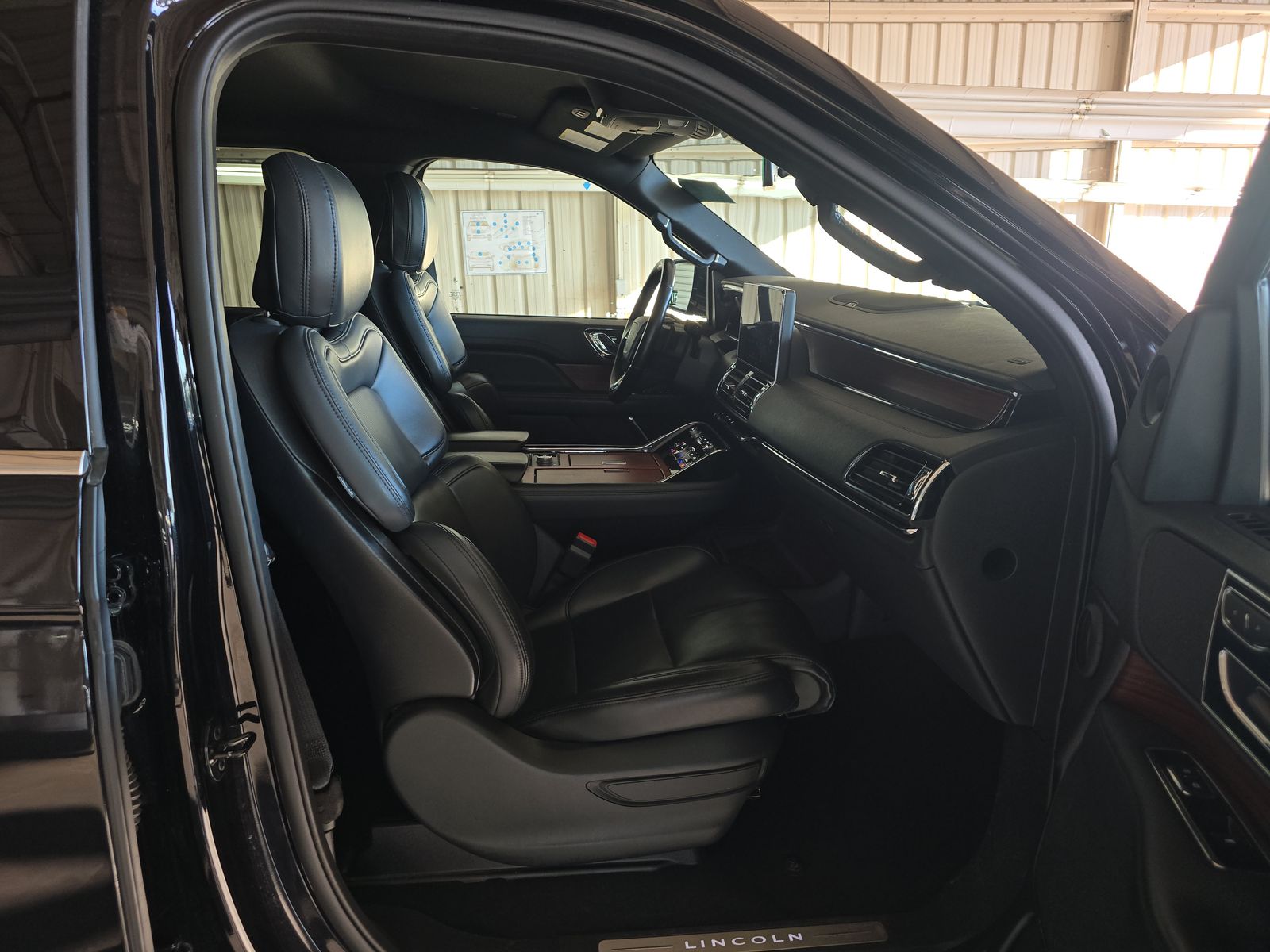 2024 Lincoln Navigator L Premiere AWD