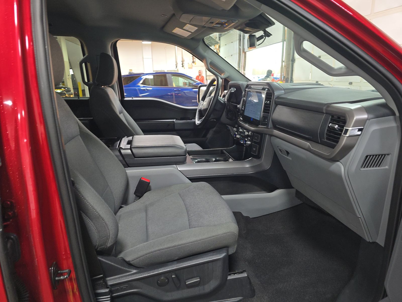 2024 Ford F-150 Hybrid XLT AWD