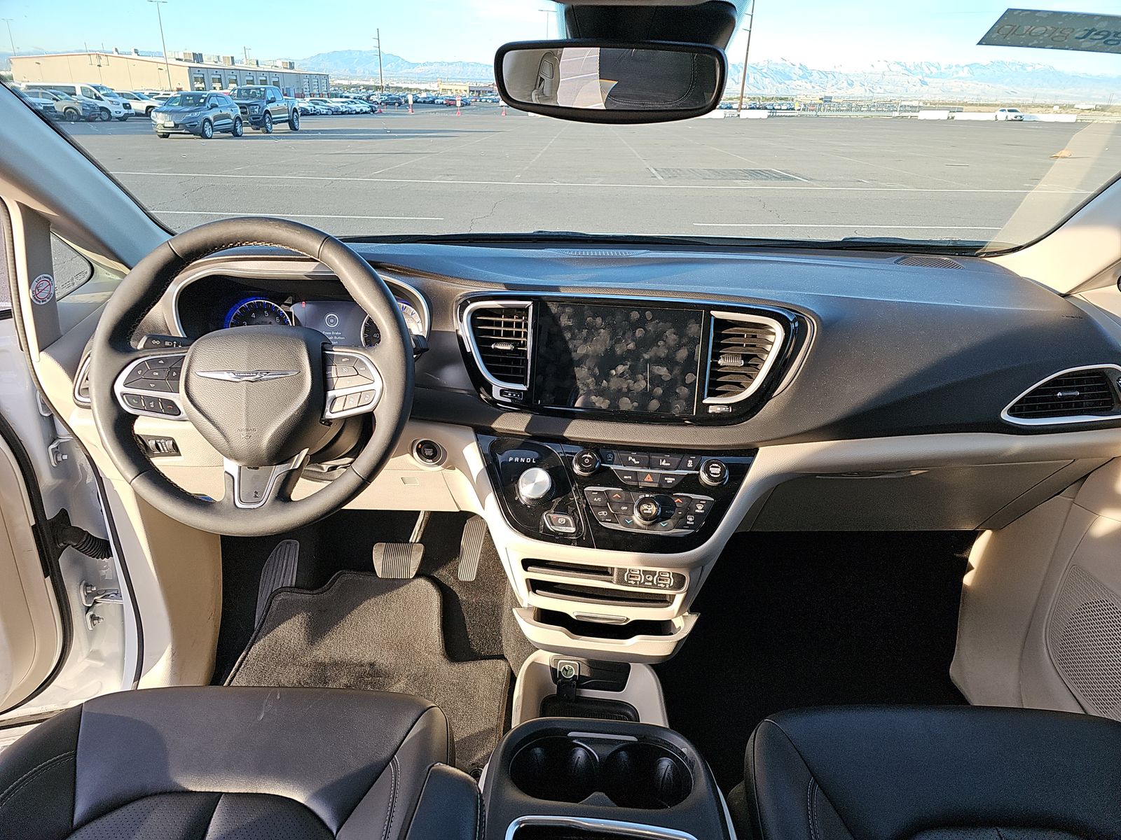 2024 Chrysler Pacifica Touring L FWD