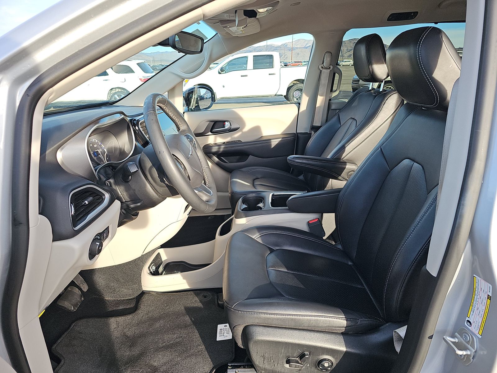 2024 Chrysler Pacifica Touring L FWD