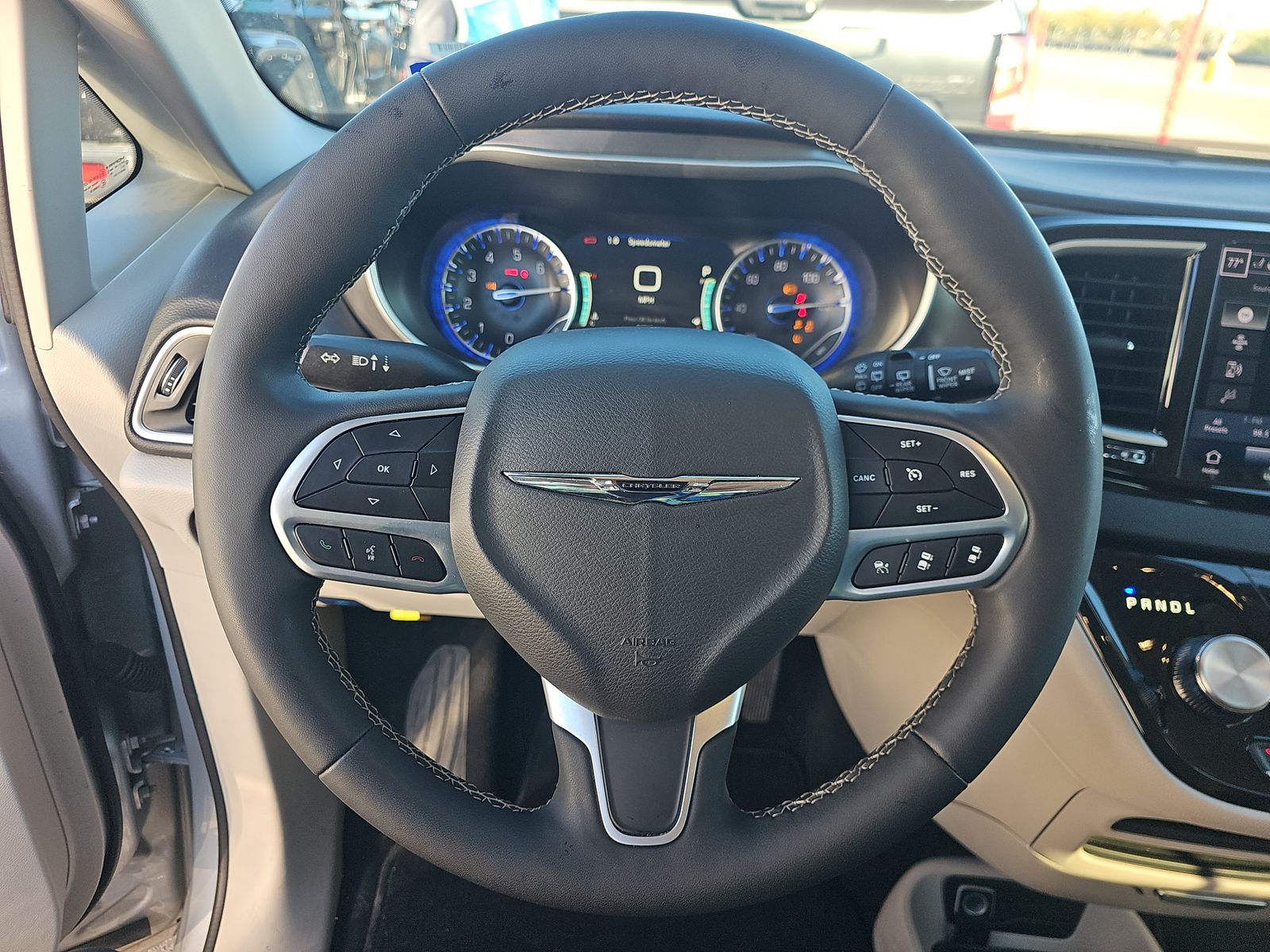 2024 Chrysler Pacifica Touring L FWD