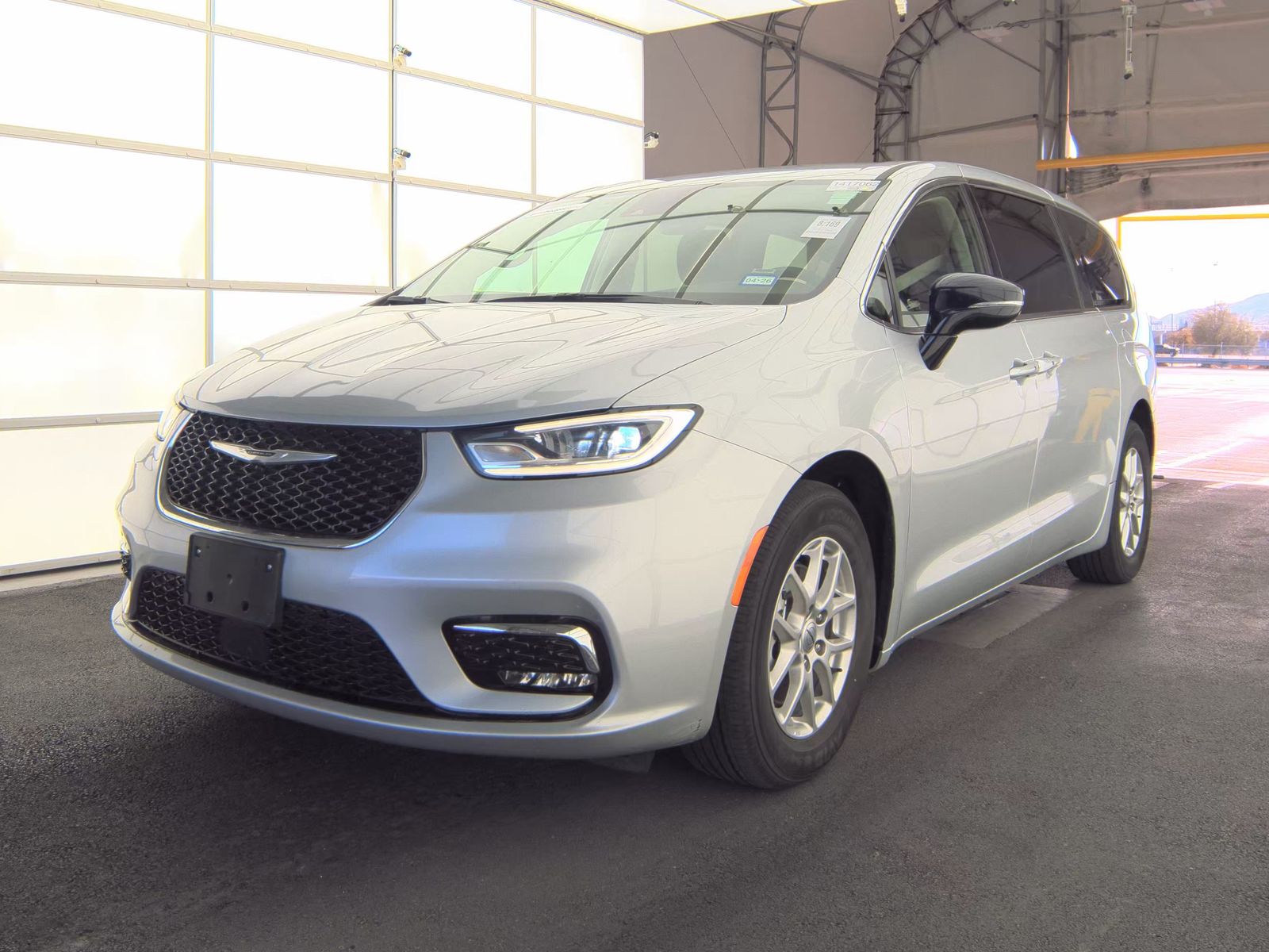 2024 Chrysler Pacifica Touring L FWD