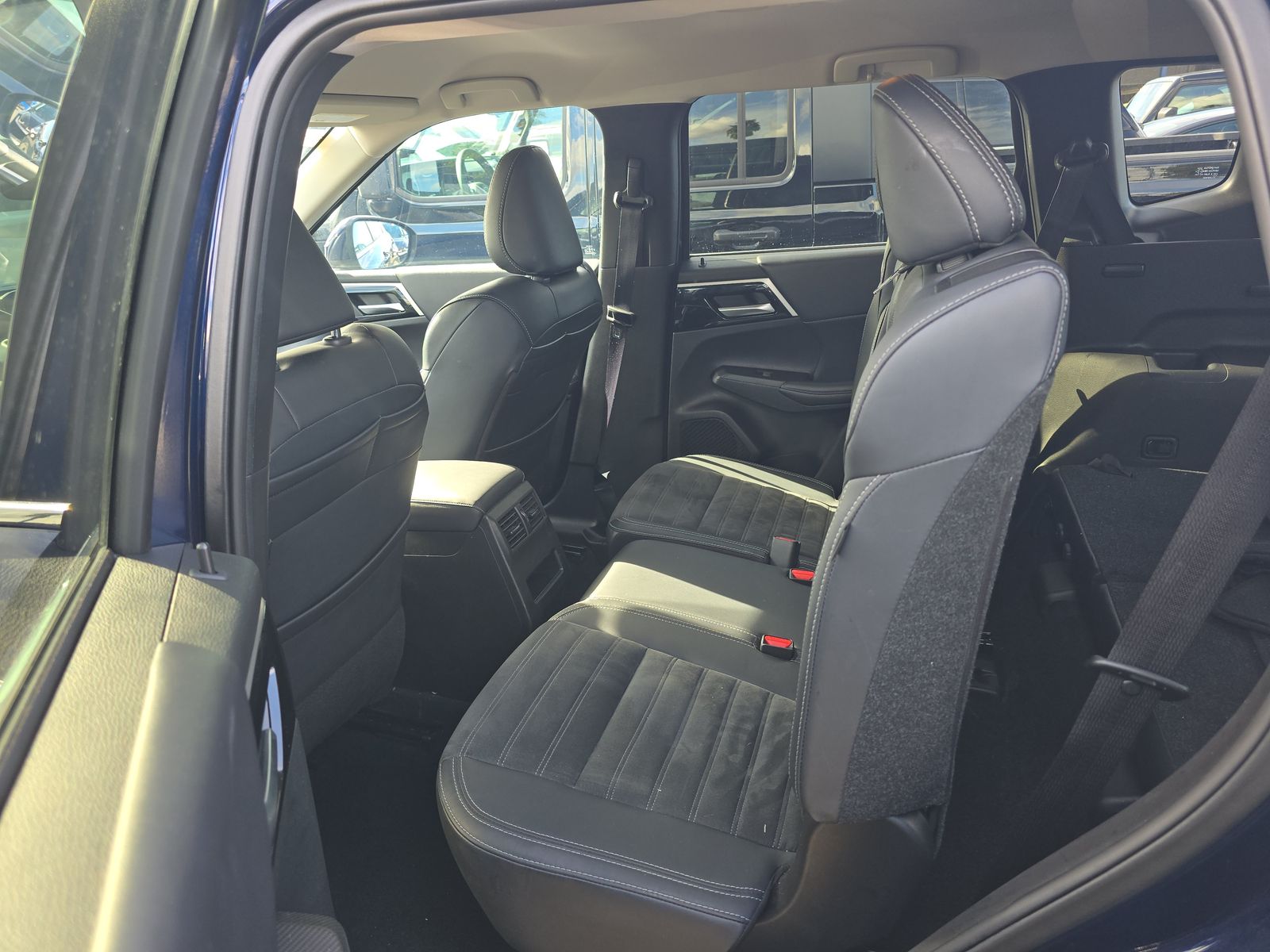 2024 Mitsubishi Outlander SE AWD