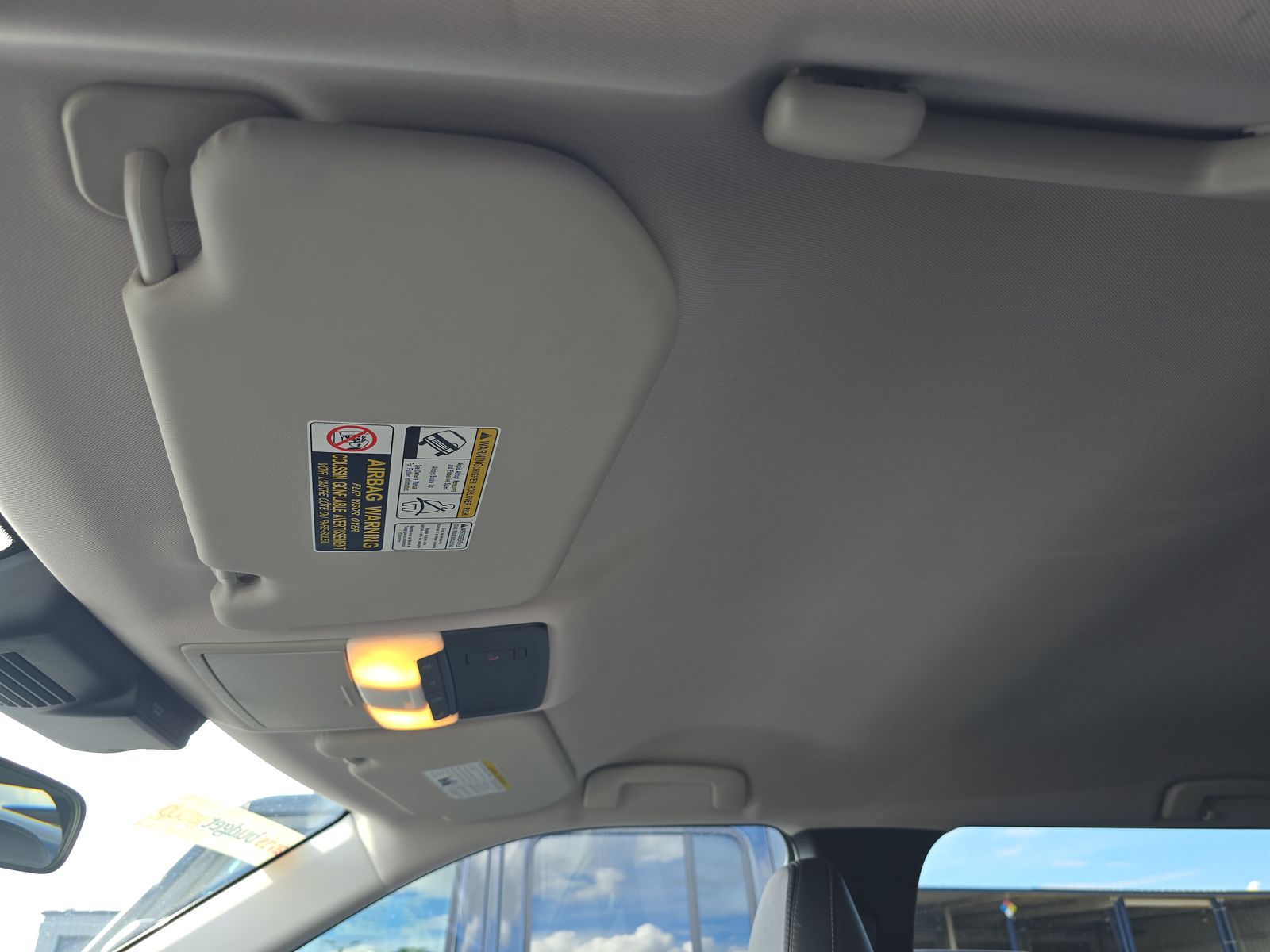 2024 Mitsubishi Outlander SE AWD