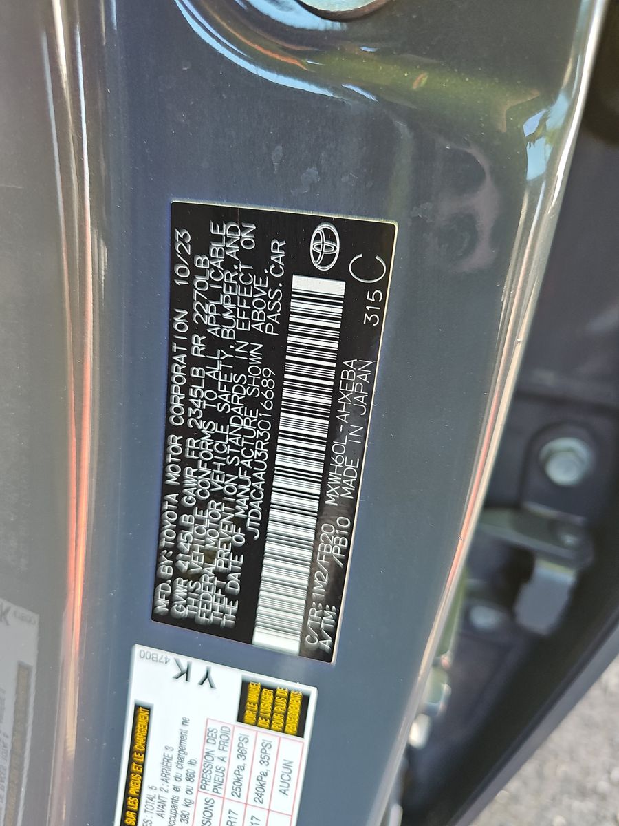 2024 Toyota Prius LE FWD