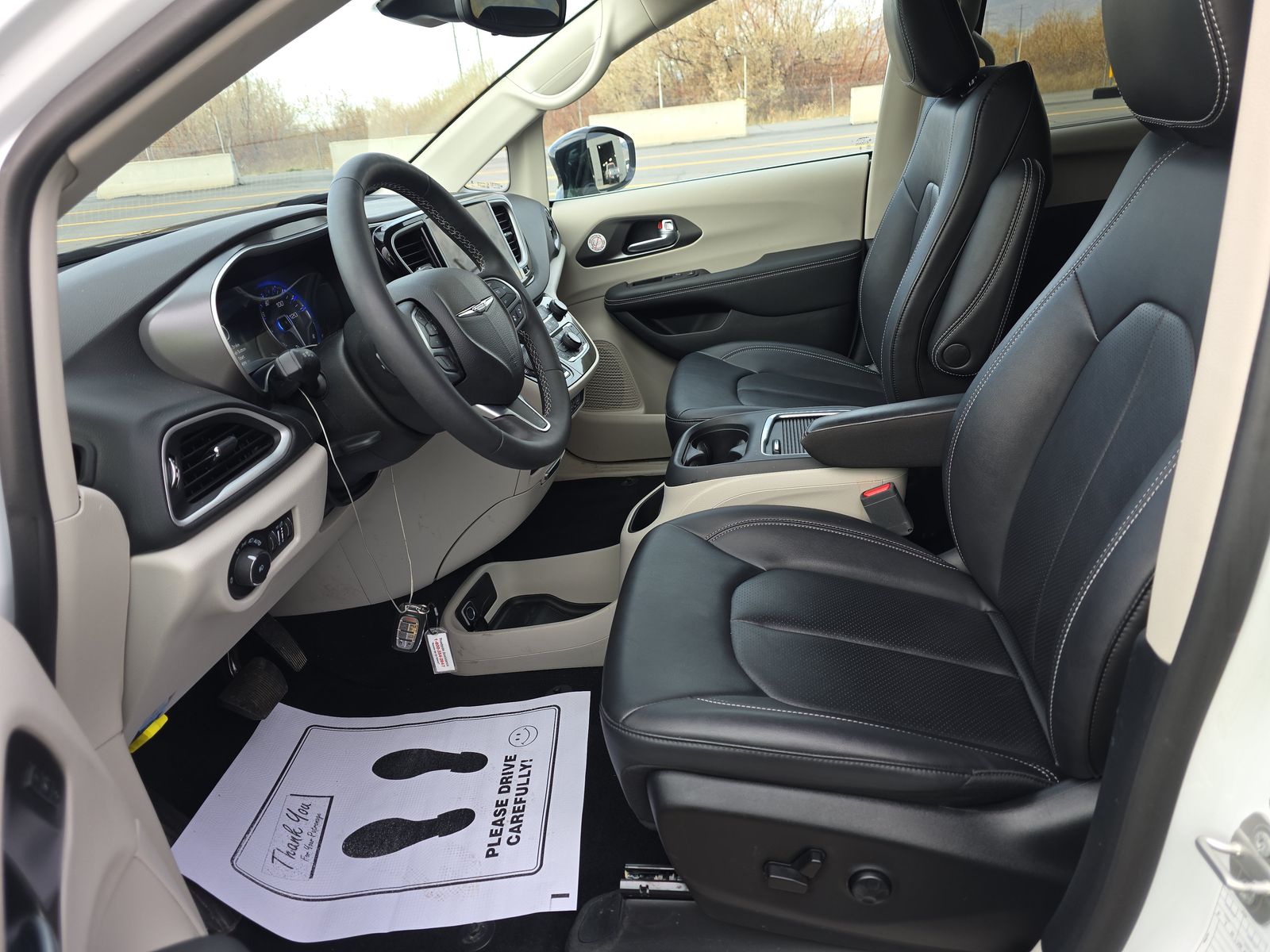 2024 Chrysler Pacifica Touring L FWD