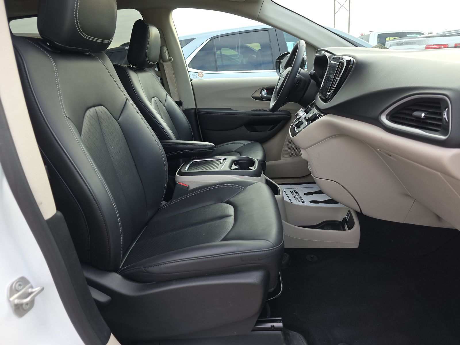 2024 Chrysler Pacifica Touring L FWD