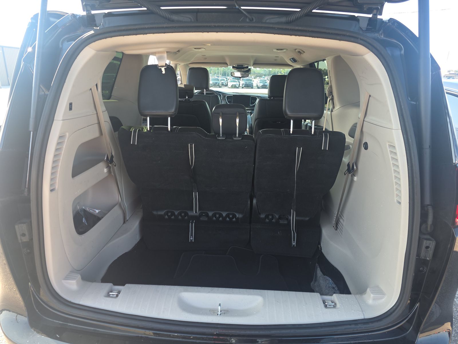 2024 Chrysler Pacifica Touring L FWD