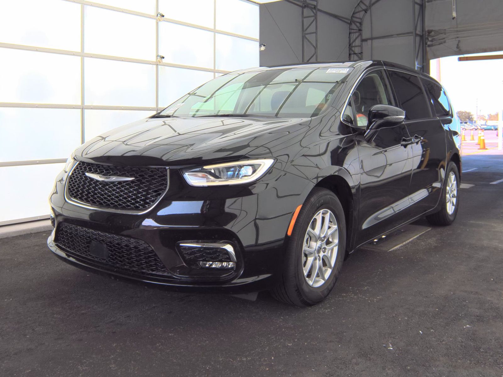 2024 Chrysler Pacifica Touring L FWD