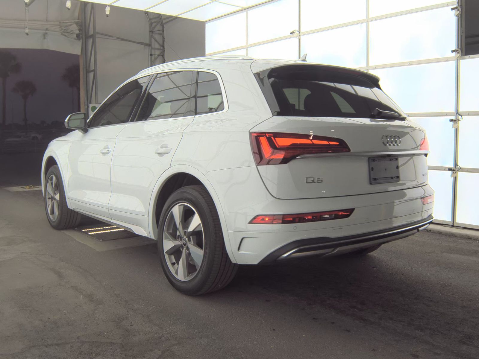 2023 Audi Q5 Premium Plus AWD