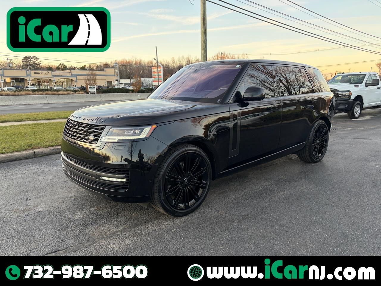 2023 Land Rover Range Rover SE LWB AWD