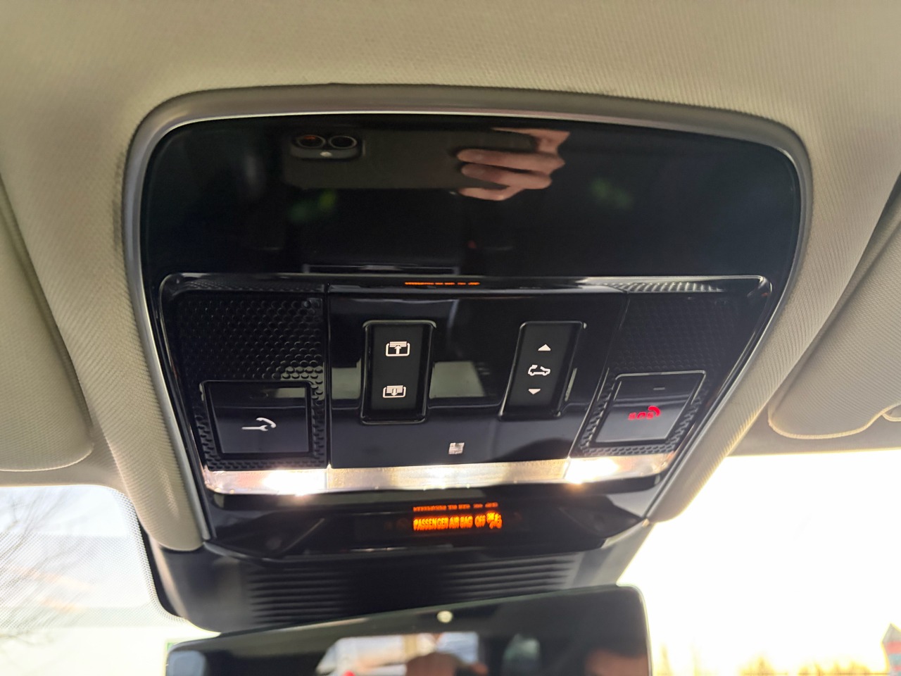 2023 Land Rover Range Rover SE LWB AWD