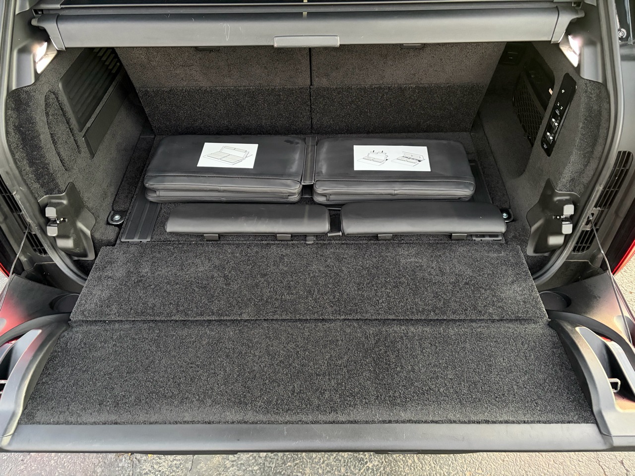 2023 Land Rover Range Rover SE LWB AWD