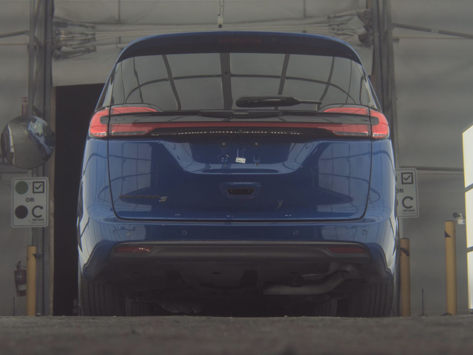 2021 Chrysler Pacifica Touring L FWD