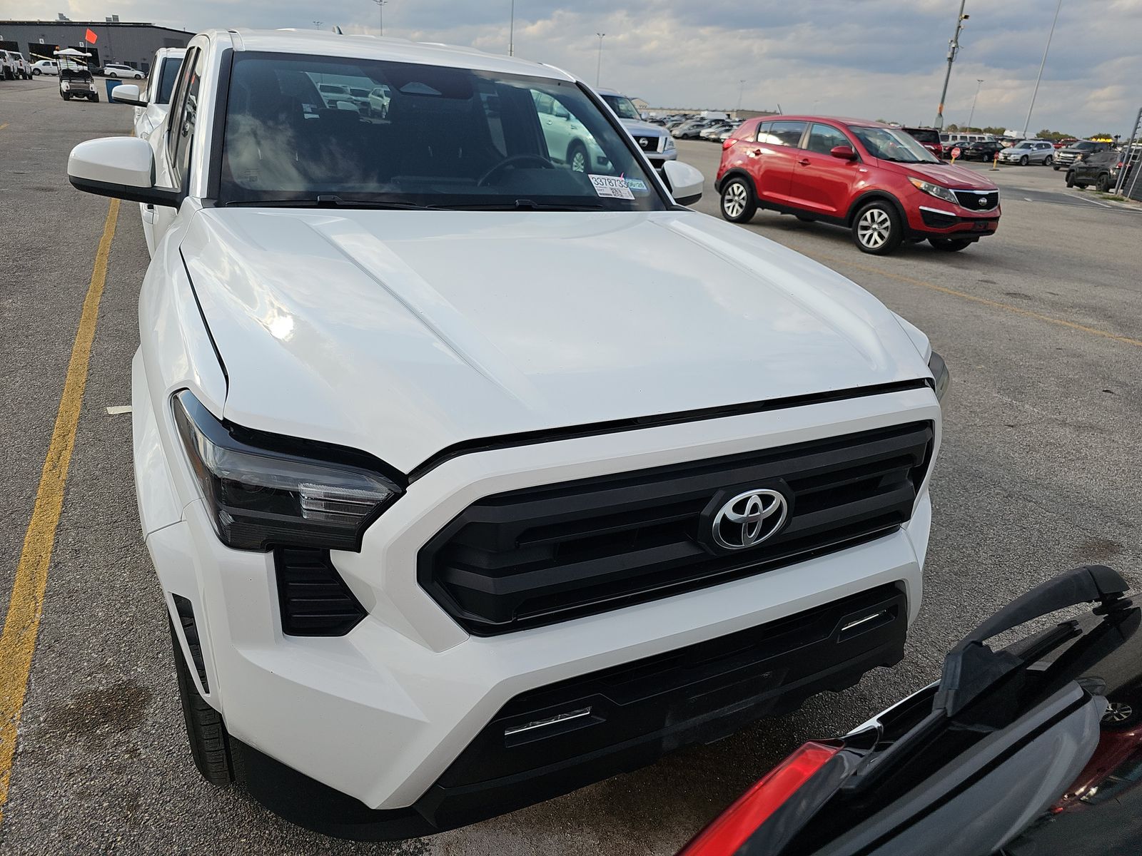 2024 Toyota Tacoma SR5 AWD