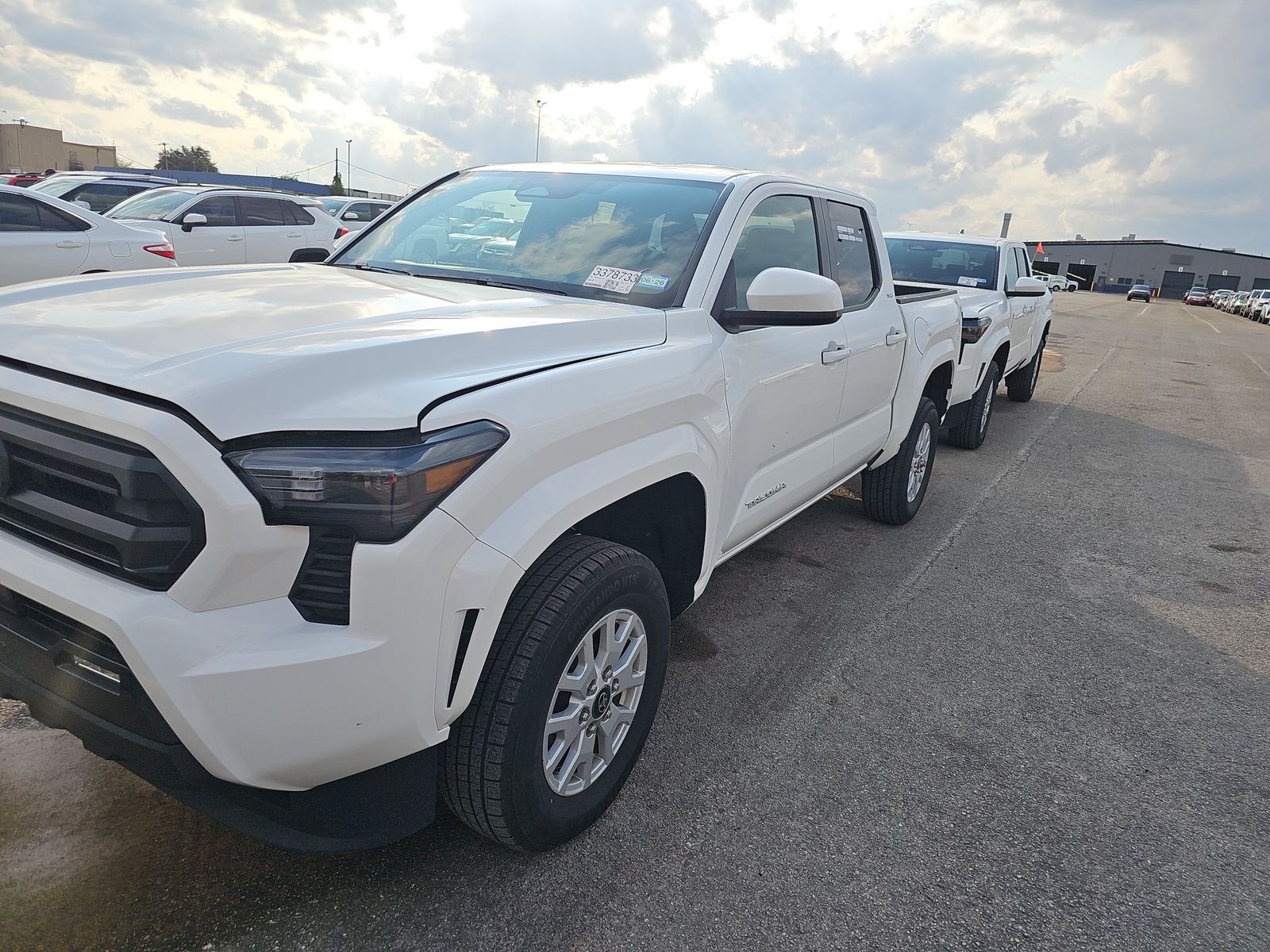 2024 Toyota Tacoma SR5 AWD